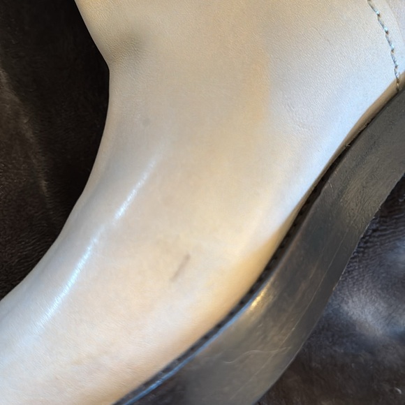 New in box We The Free Bryce Equestrian boot in classic camel - Picture 6 of 11